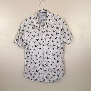 Size (M) Slim Fit On The Road Button Up